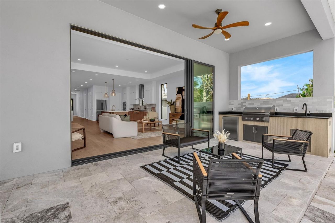 9 E Steele Street, Orlando, FL 32804 Photo