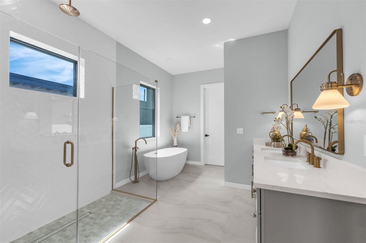 9 E Steele Street, Orlando, FL 32804 Photo