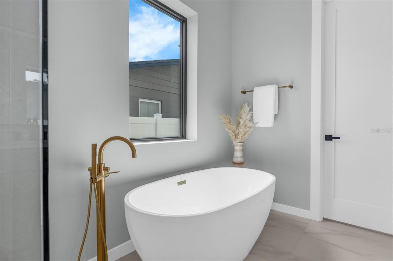 9 E Steele Street, Orlando, FL 32804 Photo