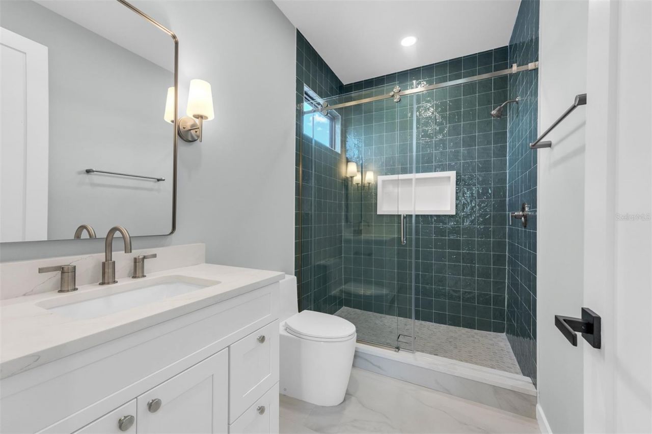 9 E Steele Street, Orlando, FL 32804 Photo
