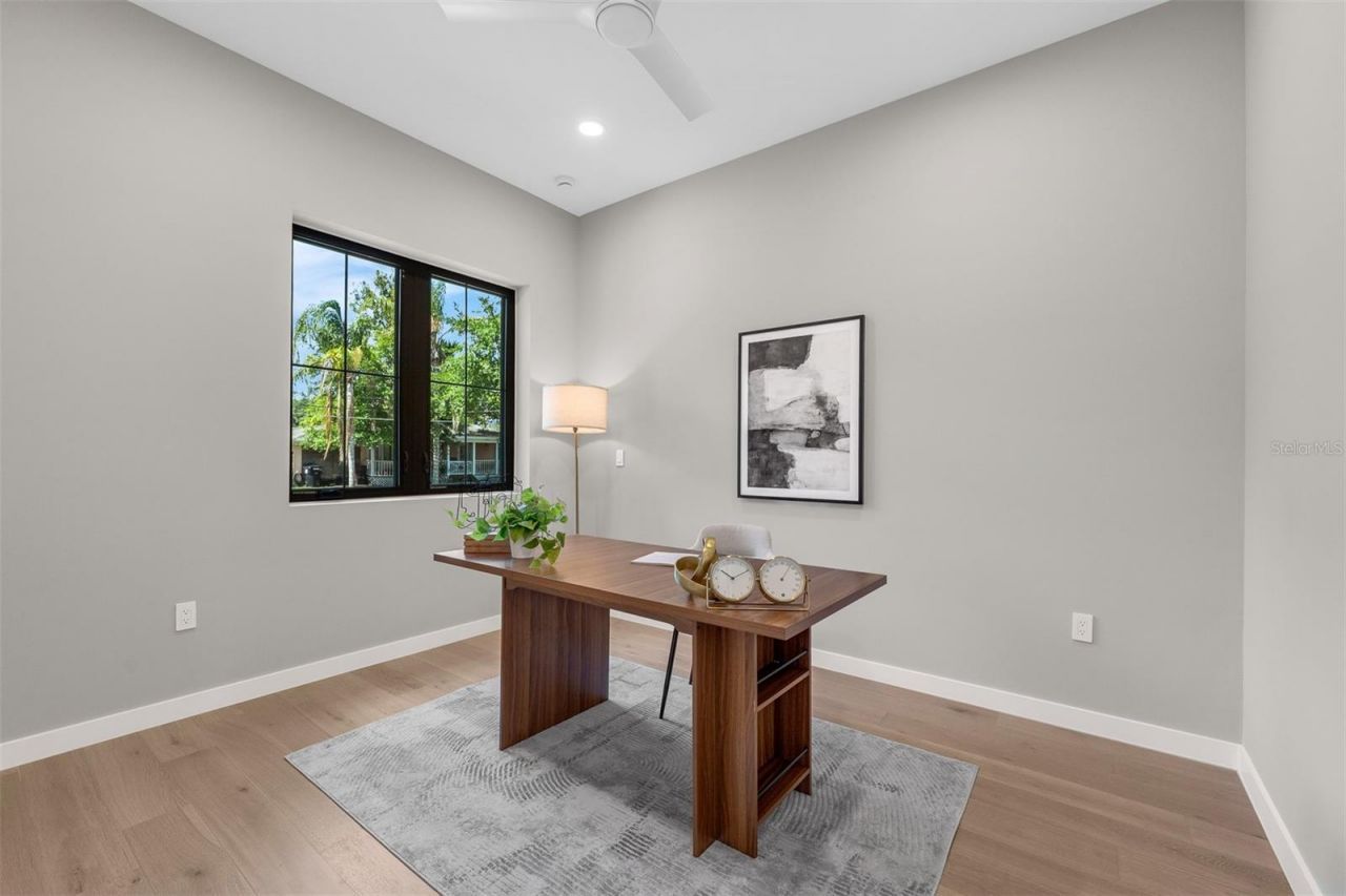 9 E Steele Street, Orlando, FL 32804 Photo