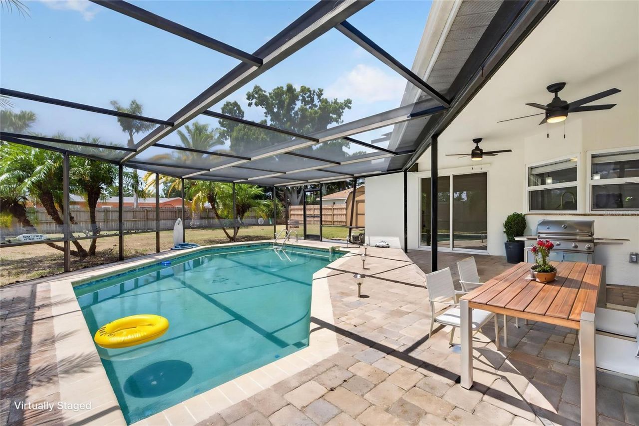 12114 Rhonda Terrace, Seminole, FL 33772 Photo