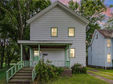 28 Franklin Street, Lyons, NY 14489