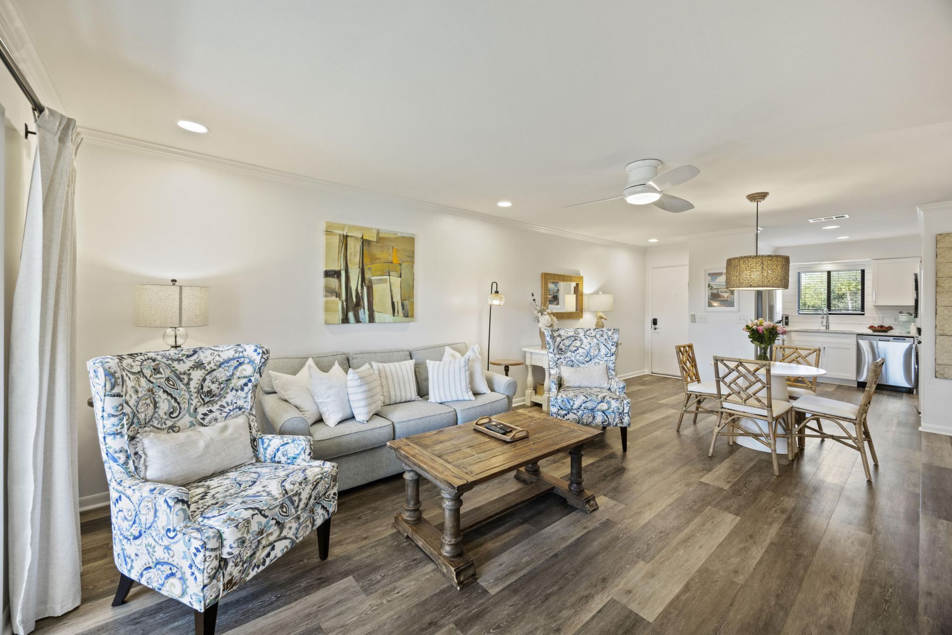 2063 Long Bend Drive Photo 11