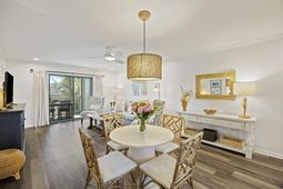 2063 Long Bend Drive photo 4