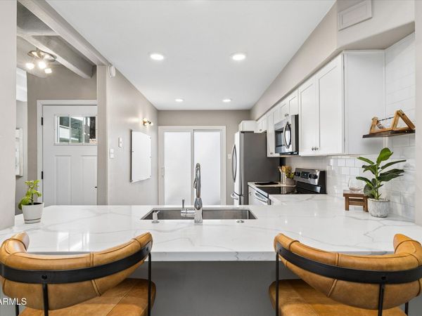 5127 E WINDSOR Avenue, Phoenix, AZ 85008