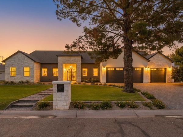 3531 N 34TH Street, Phoenix, AZ 85018