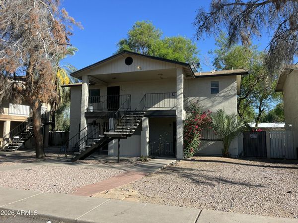532 S MESA Drive, Unit B, Mesa, AZ 85210