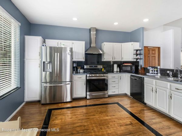 27 Snowberry Place, Parachute, CO 81635