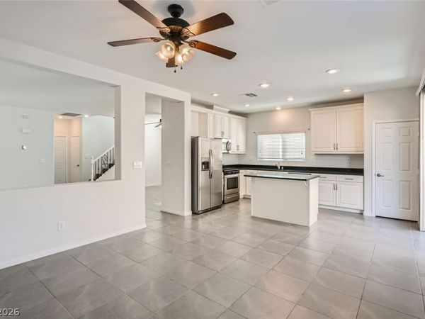 11783 Red Water Court , Las Vegas, NV 89183