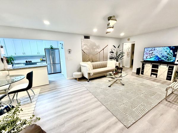 301 Knotty Pine Circle, Unit B-2, Greenacres, FL 33463