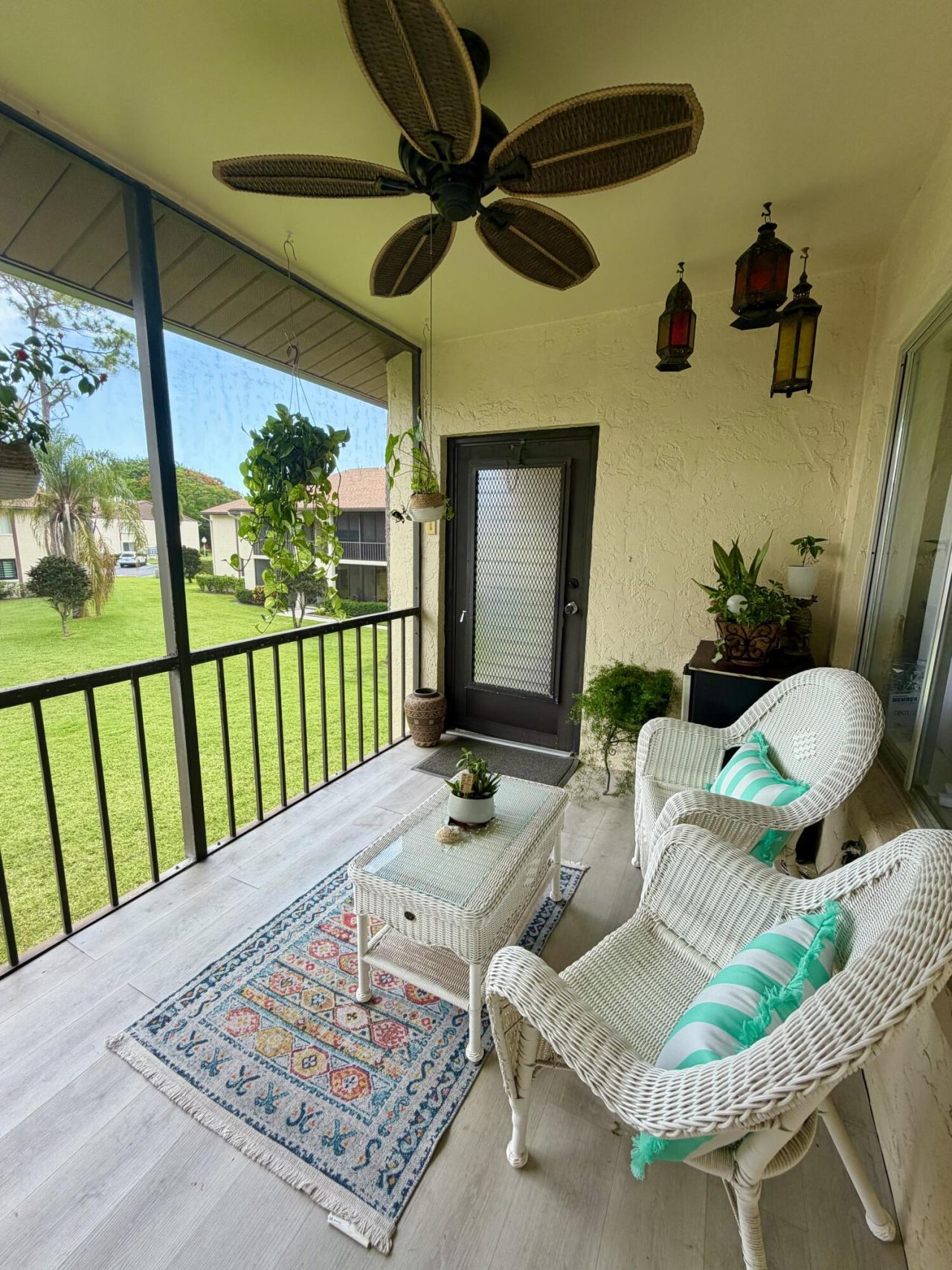 301 Knotty Pine Circle, Unit B-2, Greenacres, FL 33463 Photo