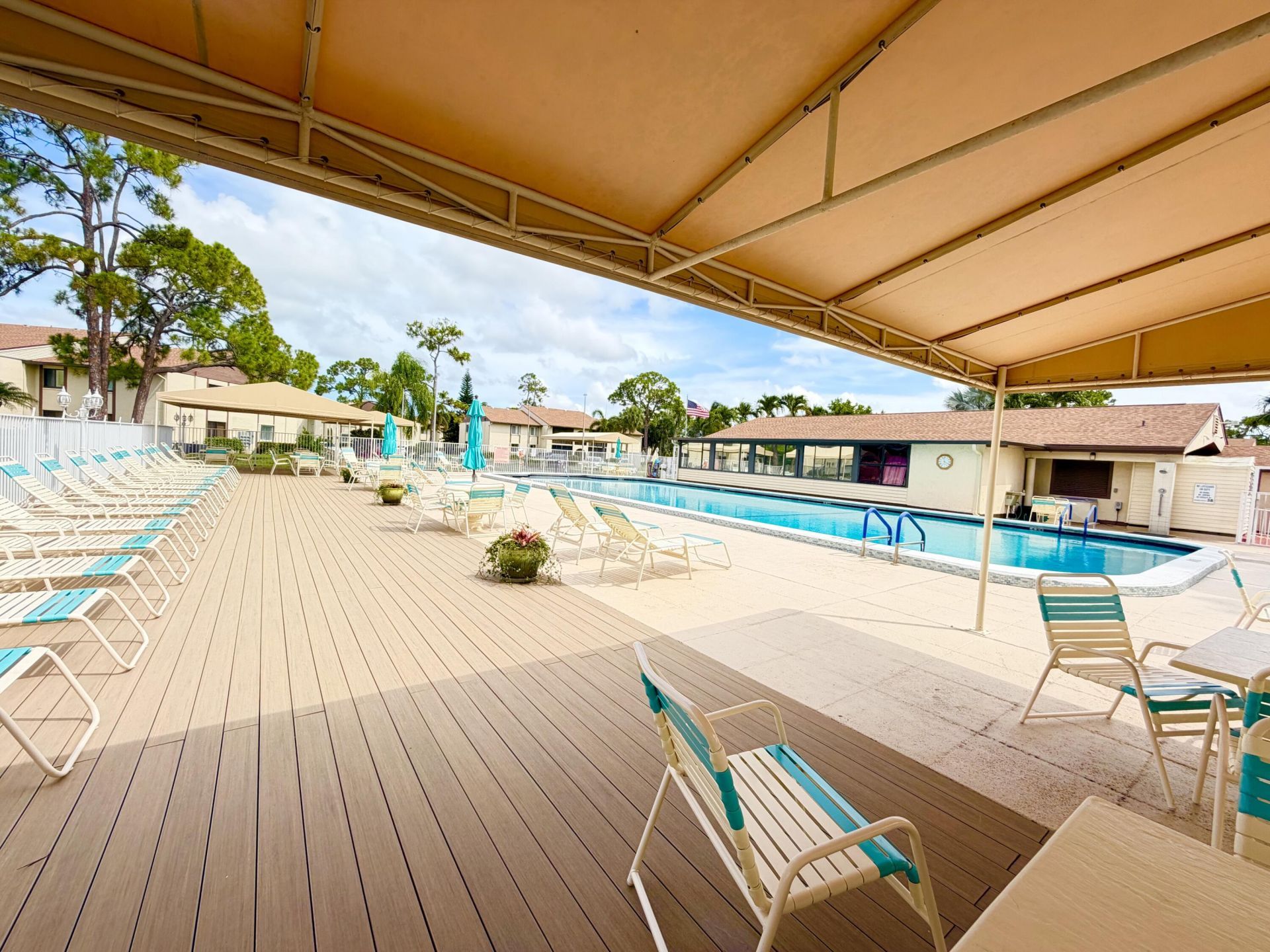 301 Knotty Pine Circle, Unit B-2, Greenacres, FL 33463 Photo