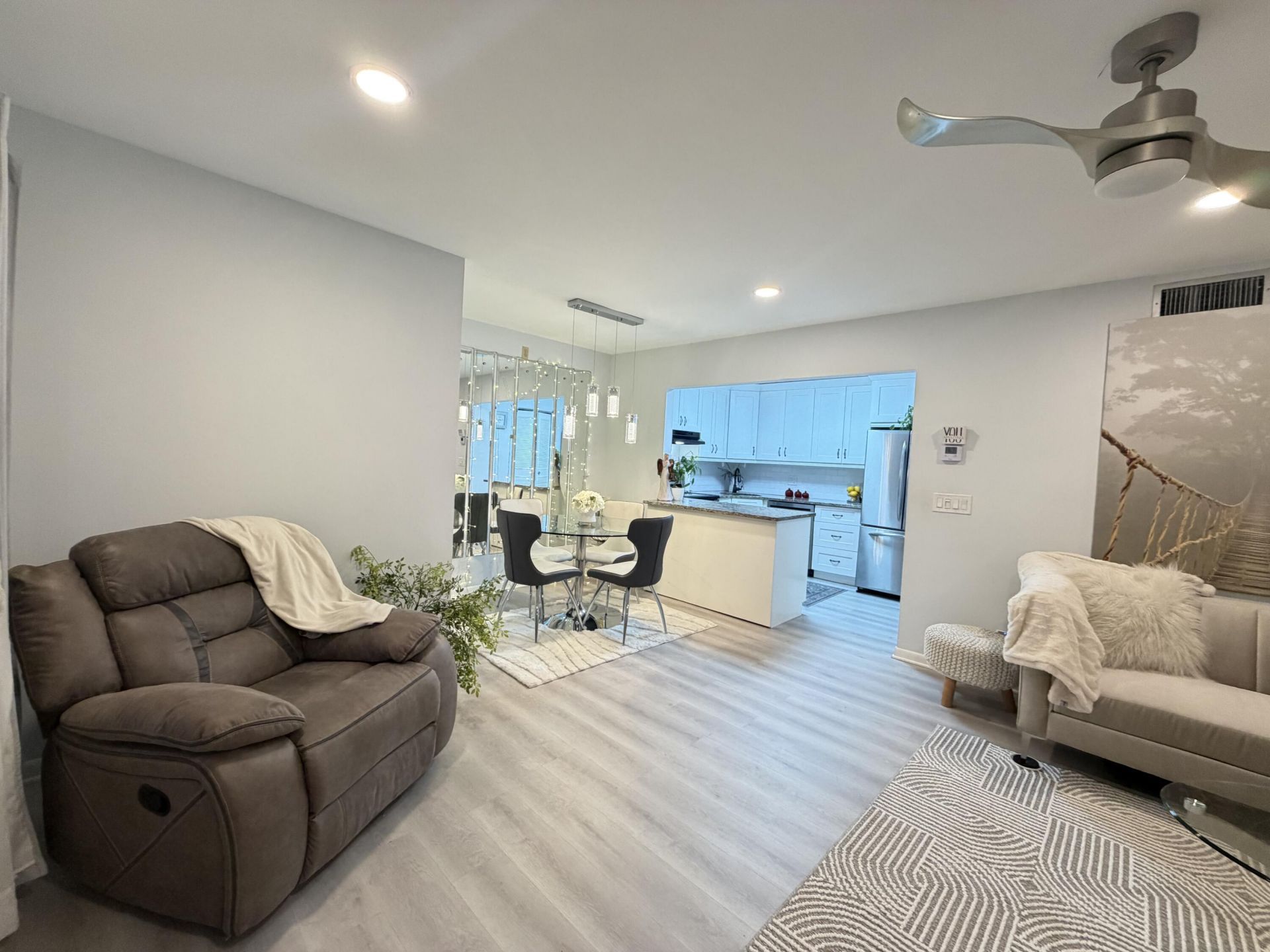 301 Knotty Pine Circle, Unit B-2, Greenacres, FL 33463 Photo