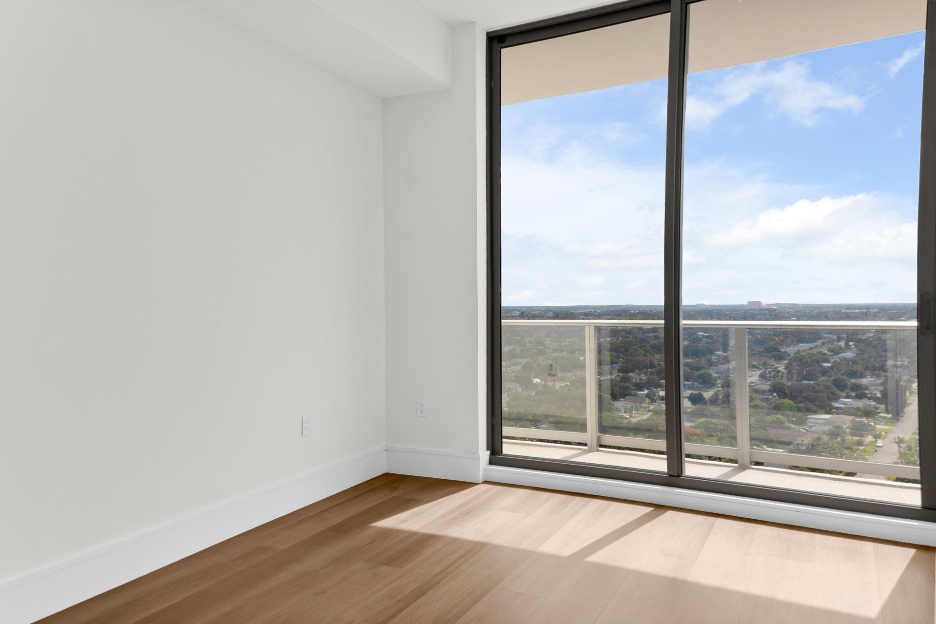 220 Lake Shore Drive, Unit 1908, Lake Park, FL 33403 Photo
