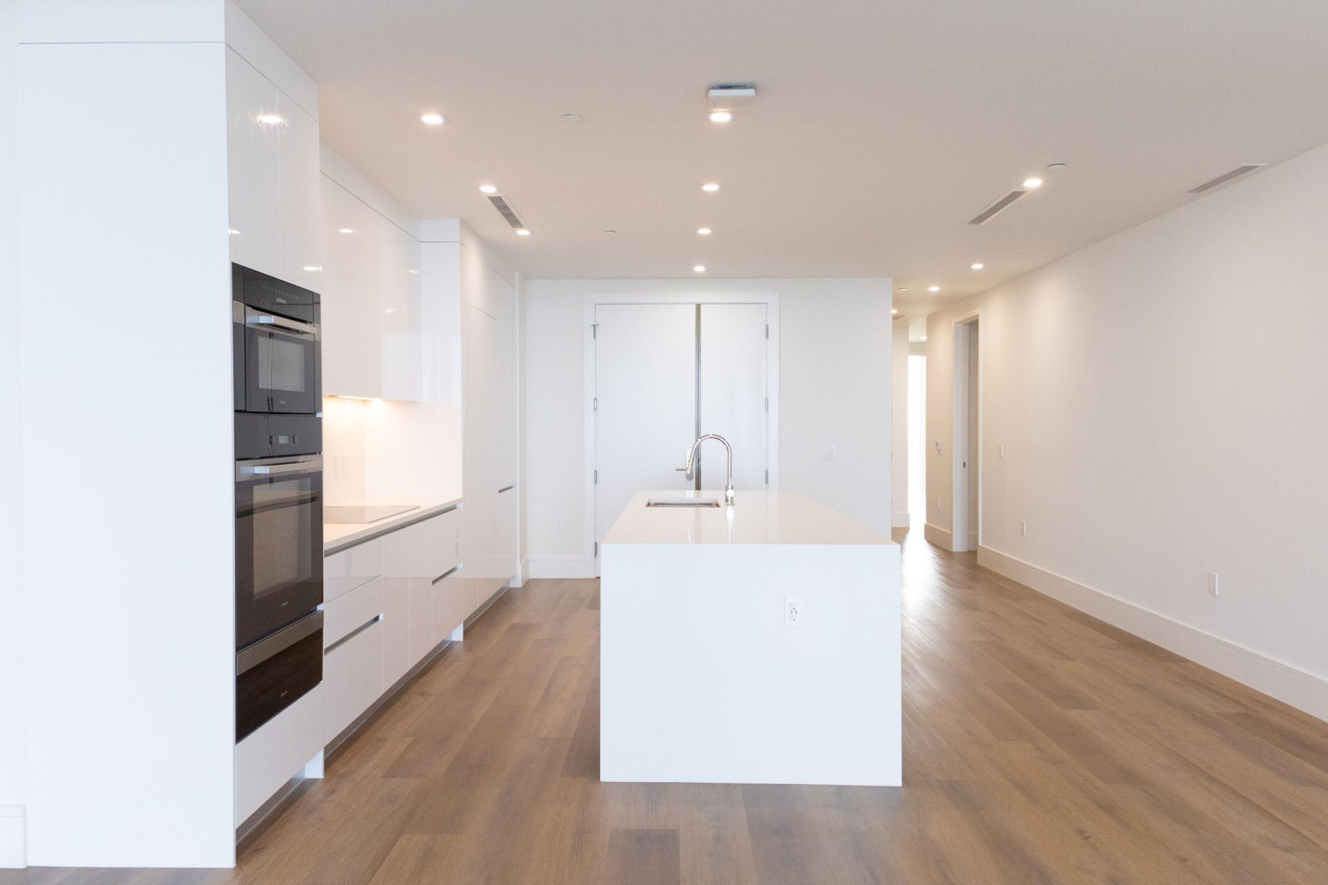 220 Lake Shore Drive, Unit 1908, Lake Park, FL 33403 Photo