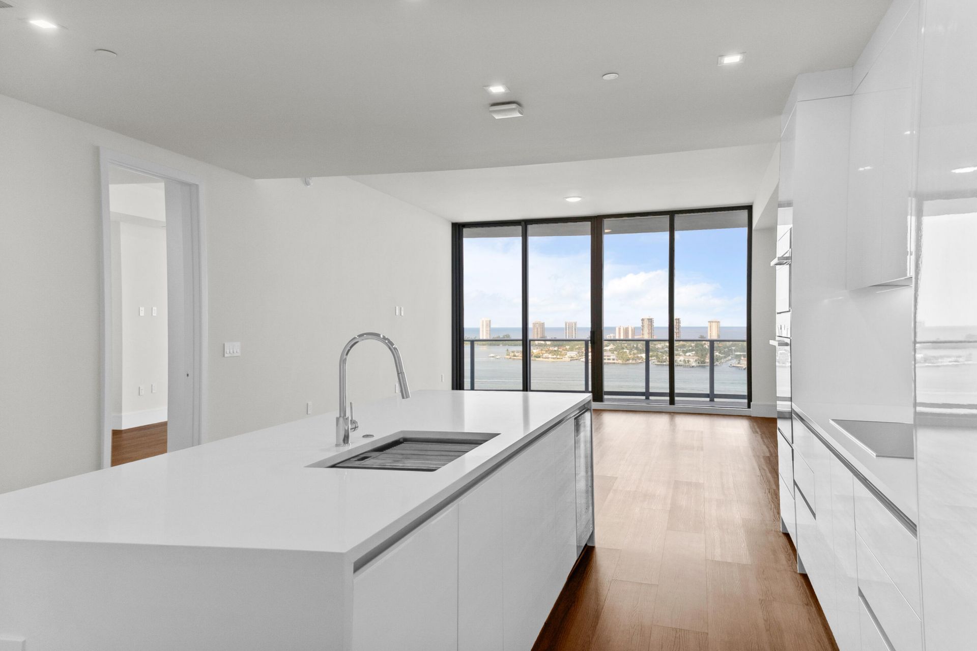 220 Lake Shore Drive, Unit 1908, Lake Park, FL 33403 Photo