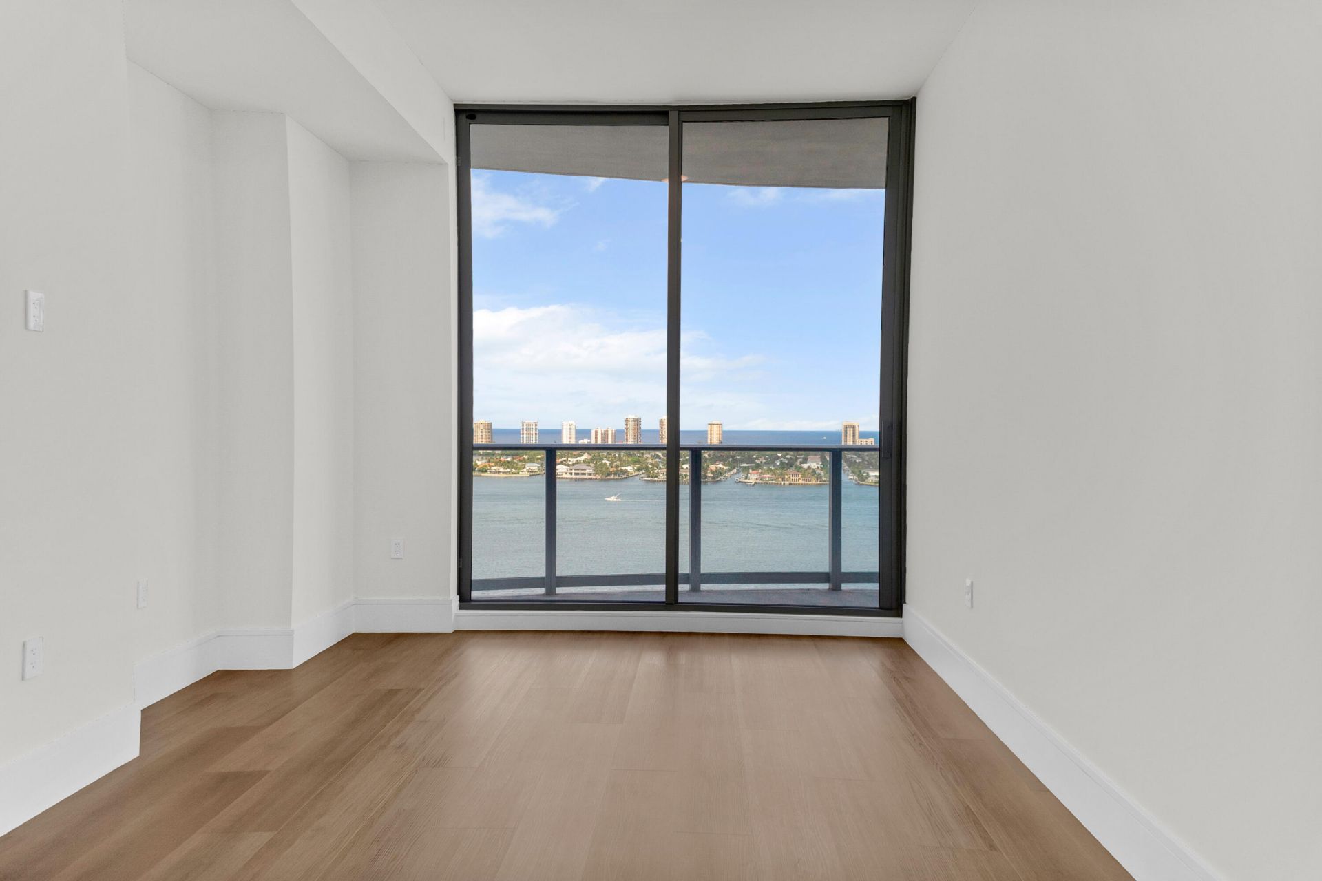 220 Lake Shore Drive, Unit 1908, Lake Park, FL 33403 Photo