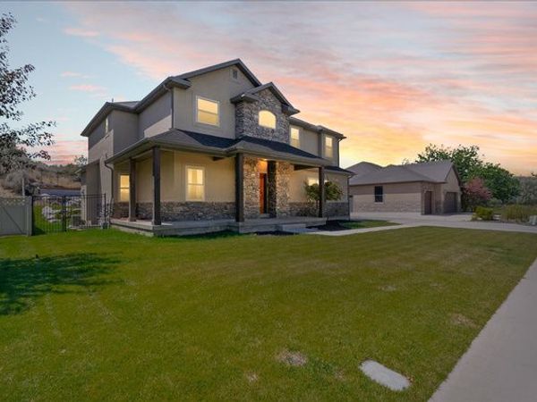 1079 STONE FLY DR , Bluffdale, UT 84065