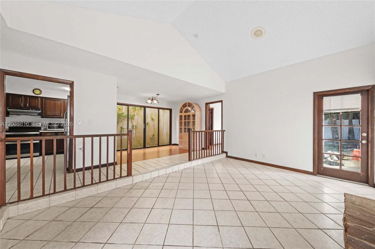 443 NE 38th Street , Boca Raton, FL 33431 Photo