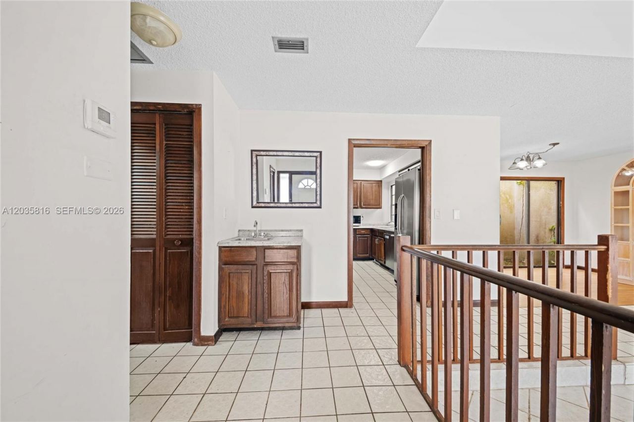 443 NE 38th Street , Boca Raton, FL 33431 Photo