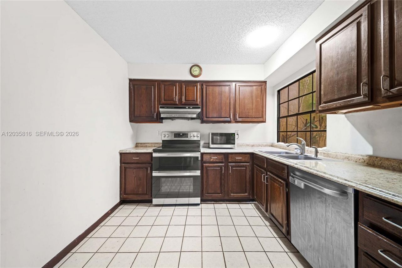 443 NE 38th Street , Boca Raton, FL 33431 Photo