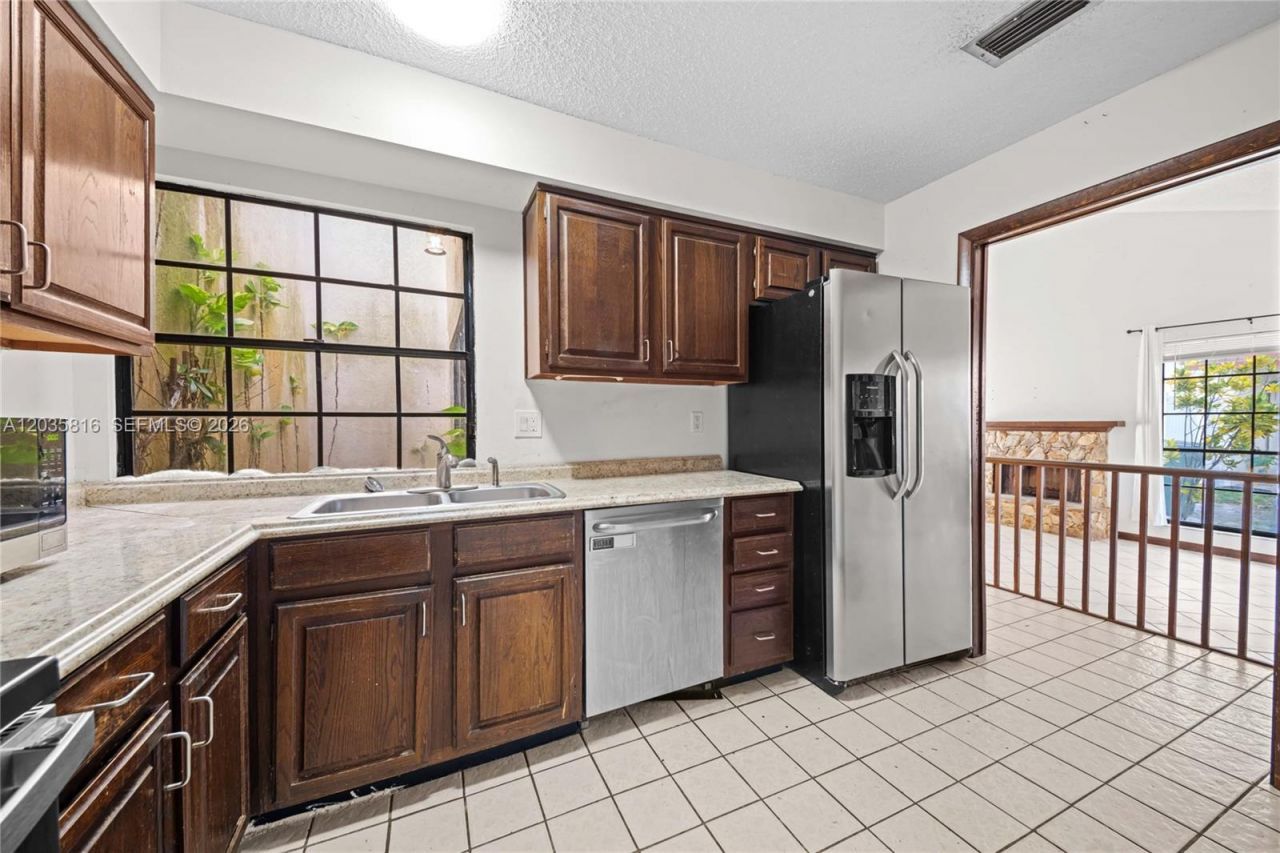 443 NE 38th Street , Boca Raton, FL 33431 Photo