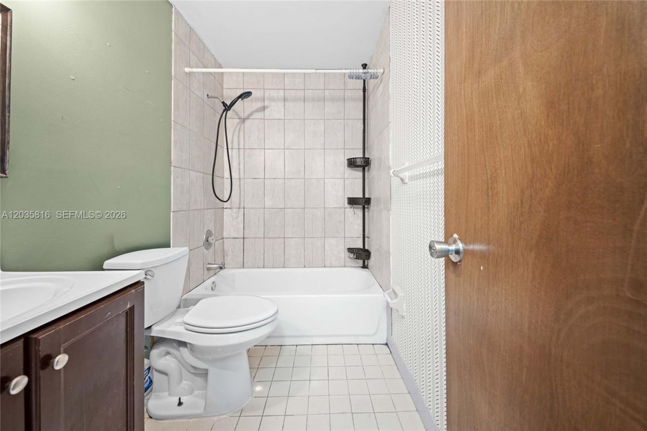 443 NE 38th Street , Boca Raton, FL 33431 Photo