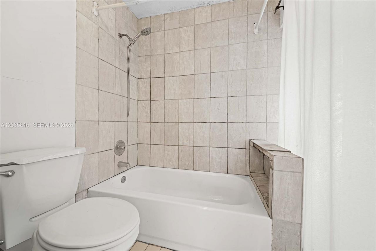 443 NE 38th Street , Boca Raton, FL 33431 Photo