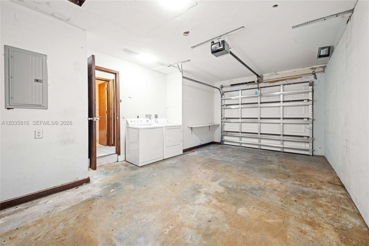 443 NE 38th Street , Boca Raton, FL 33431 Photo