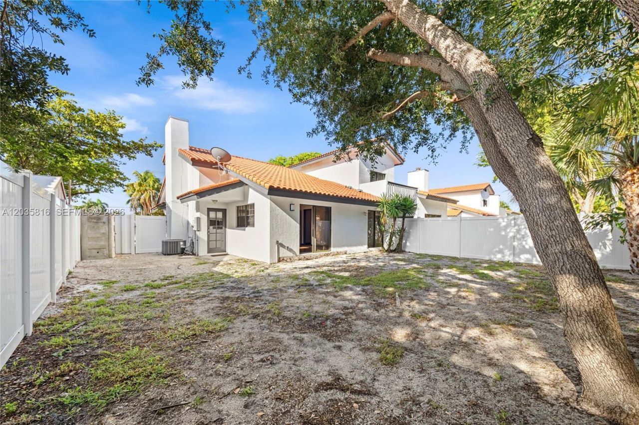 443 NE 38th Street , Boca Raton, FL 33431 Photo