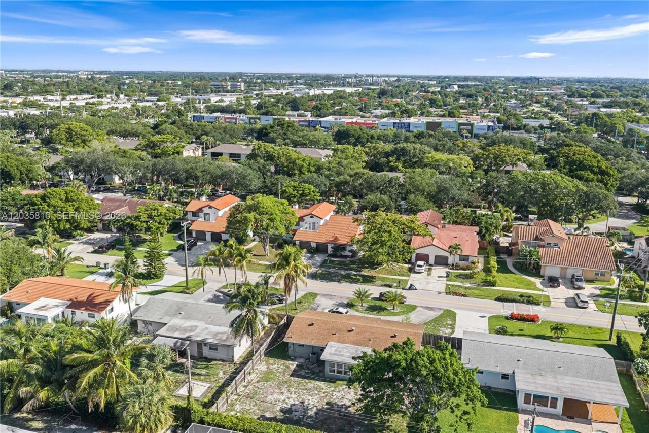 443 NE 38th Street , Boca Raton, FL 33431 Photo