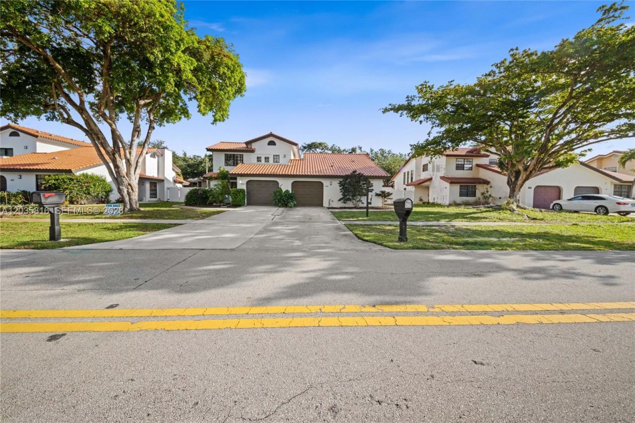 443 NE 38th Street , Boca Raton, FL 33431 Photo