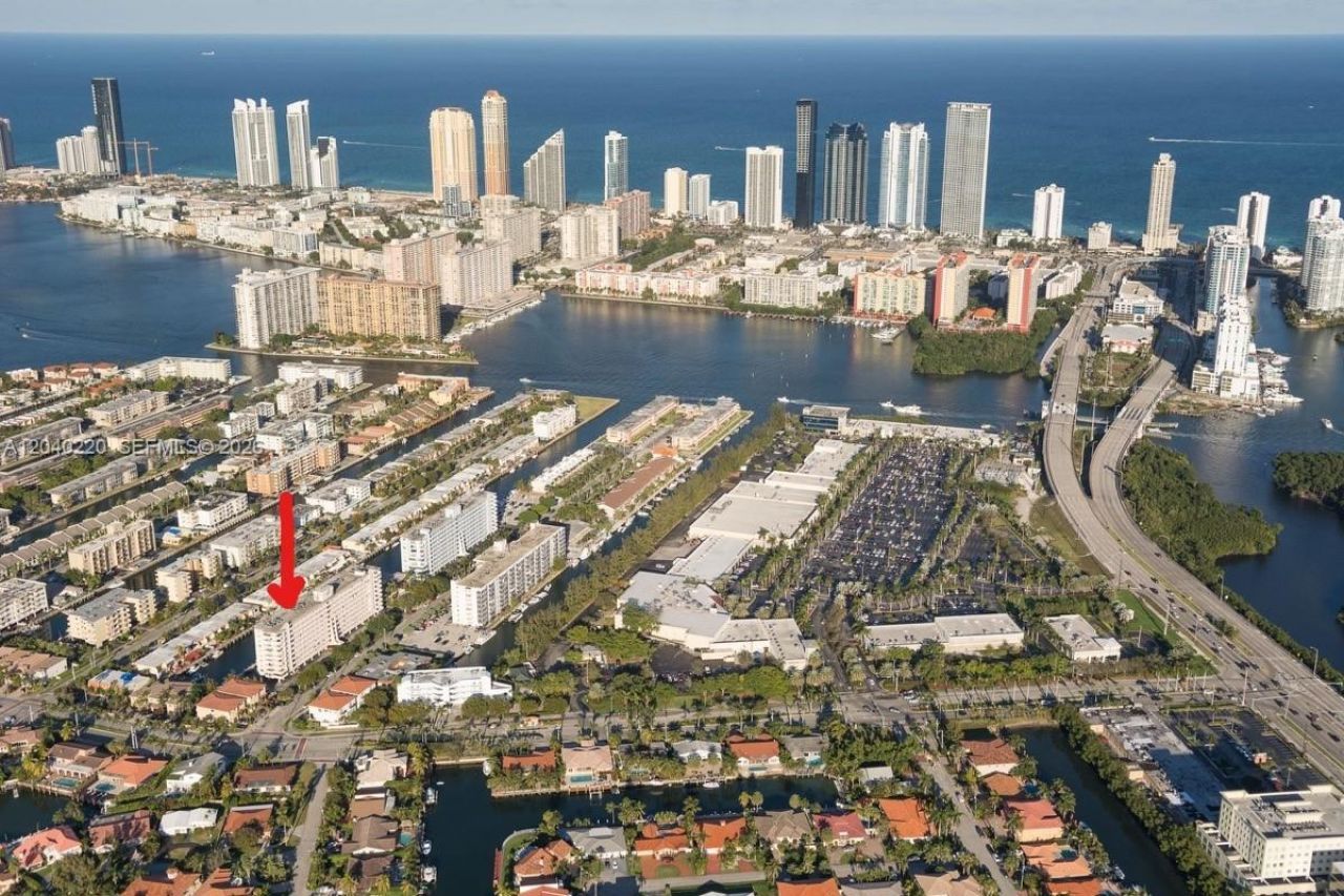 3545 NE 166th St, Unit 805, North Miami Beach, FL 33160 Main Photo