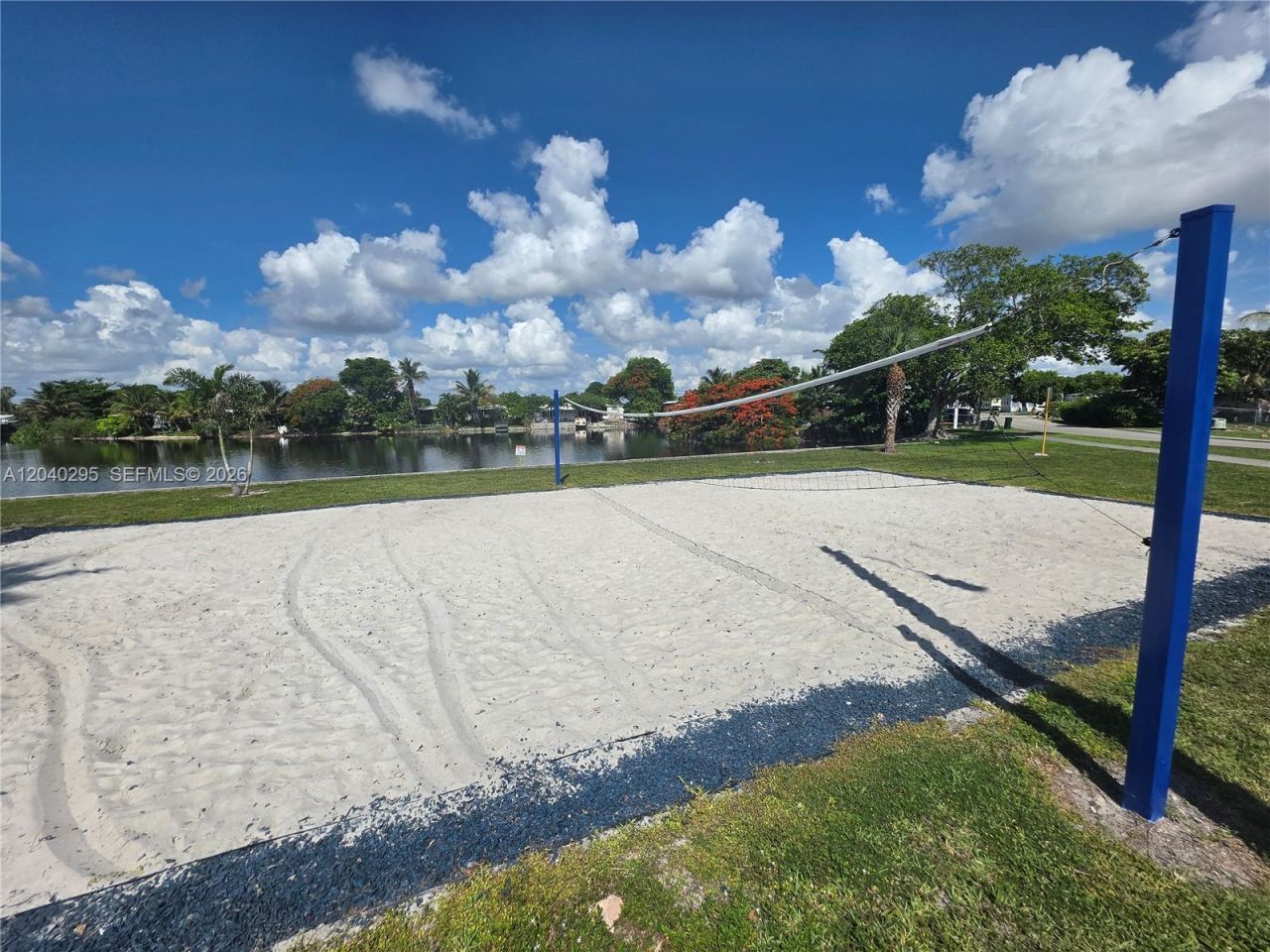 1529 SW 131 Avenue , Miami, FL 33184 Photo