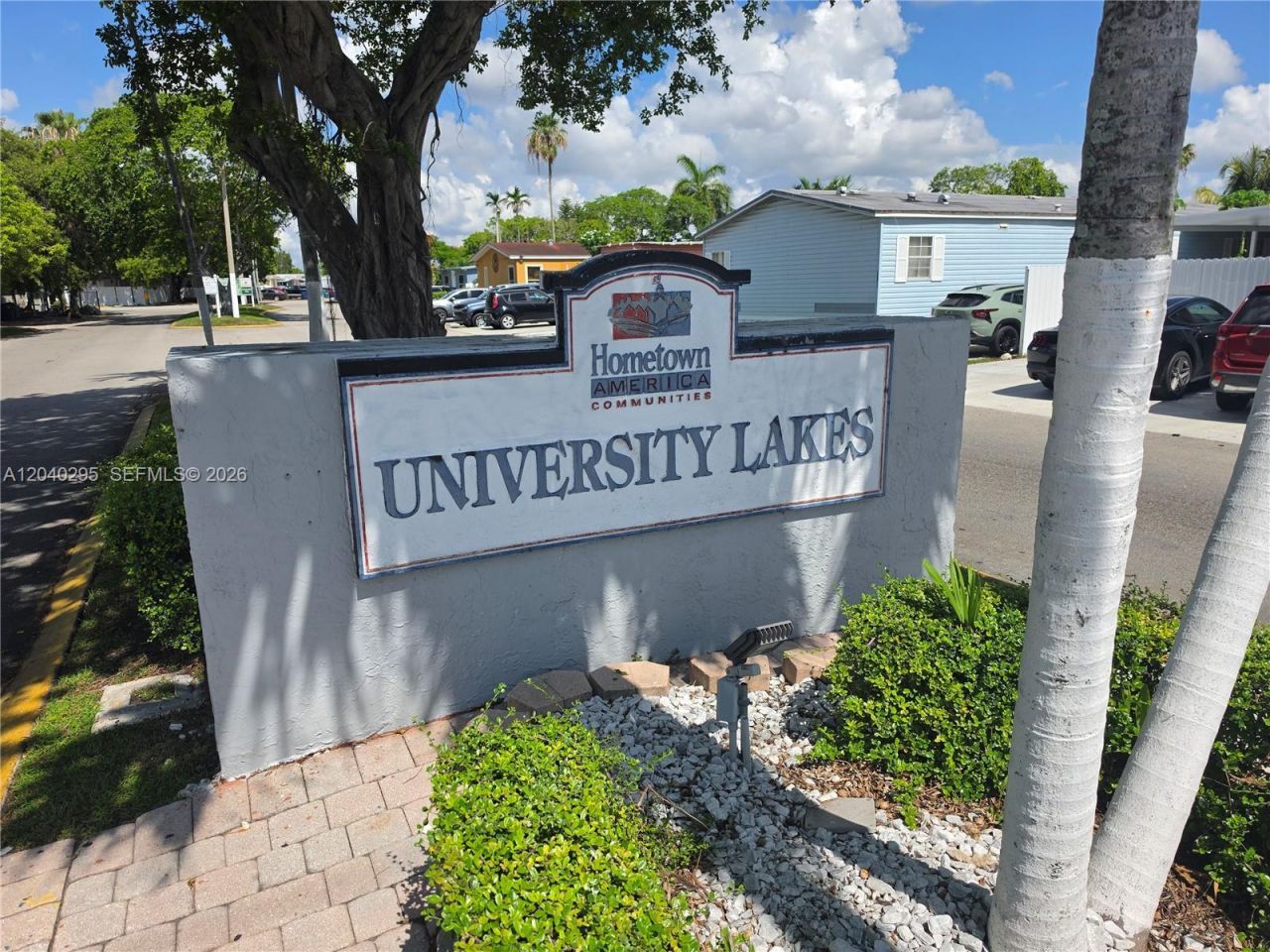 1529 SW 131 Avenue , Miami, FL 33184 Photo
