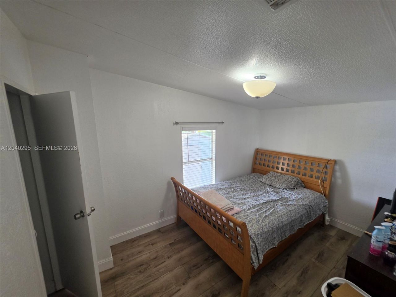 1529 SW 131 Avenue , Miami, FL 33184 Photo