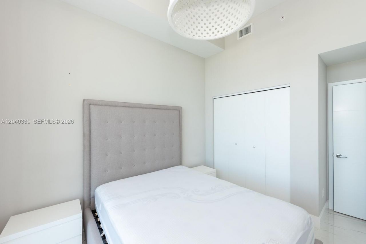 400 Sunny Isles Blvd , Unit 104, Sunny Isles Beach, FL 33160 Photo