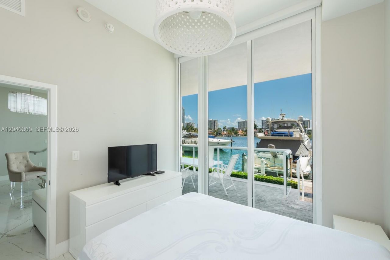 400 Sunny Isles Blvd , Unit 104, Sunny Isles Beach, FL 33160 Photo