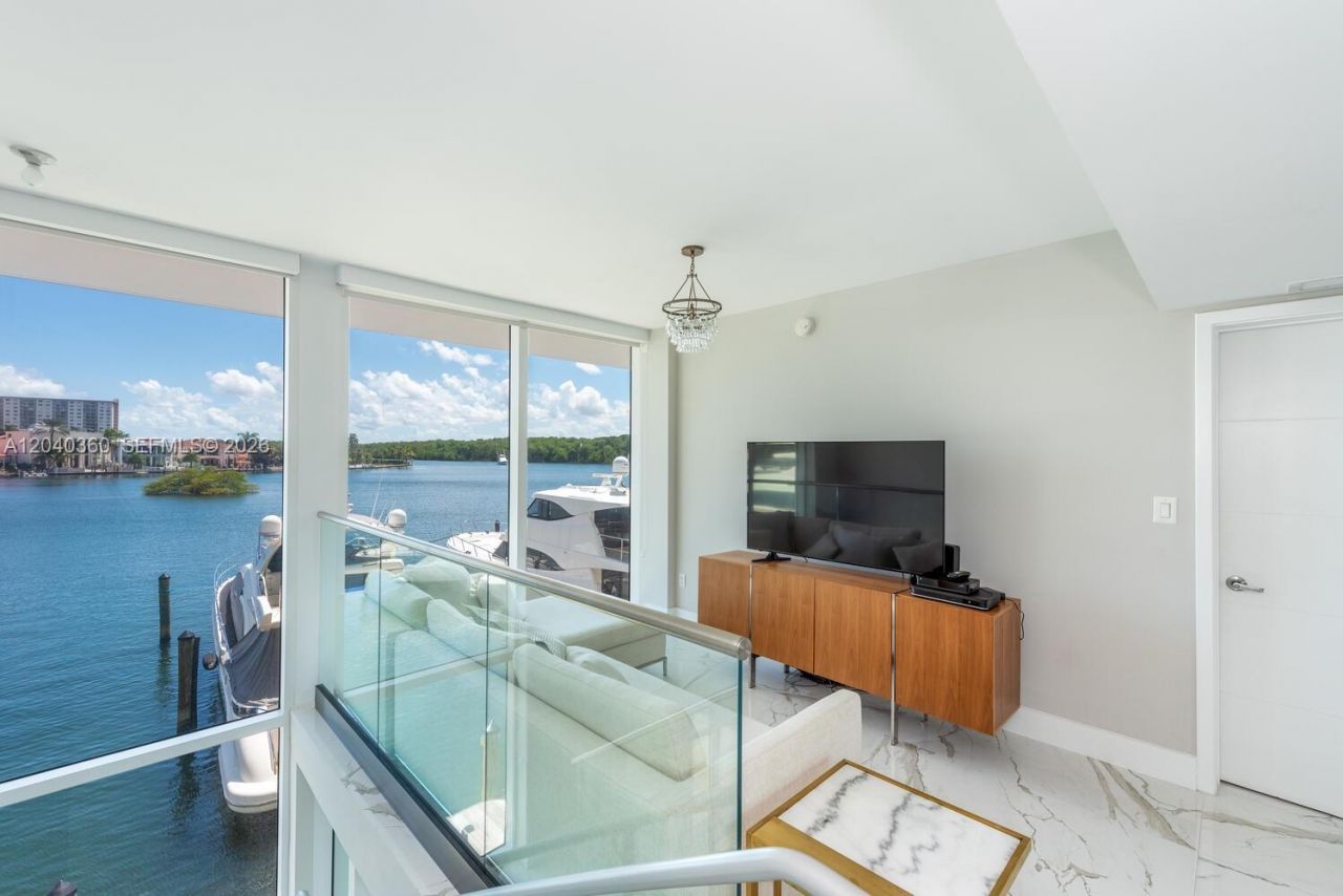 400 Sunny Isles Blvd , Unit 104, Sunny Isles Beach, FL 33160 Photo