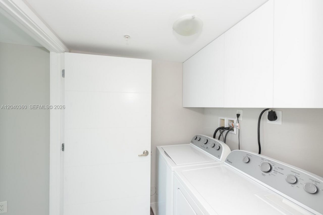 400 Sunny Isles Blvd , Unit 104, Sunny Isles Beach, FL 33160 Photo