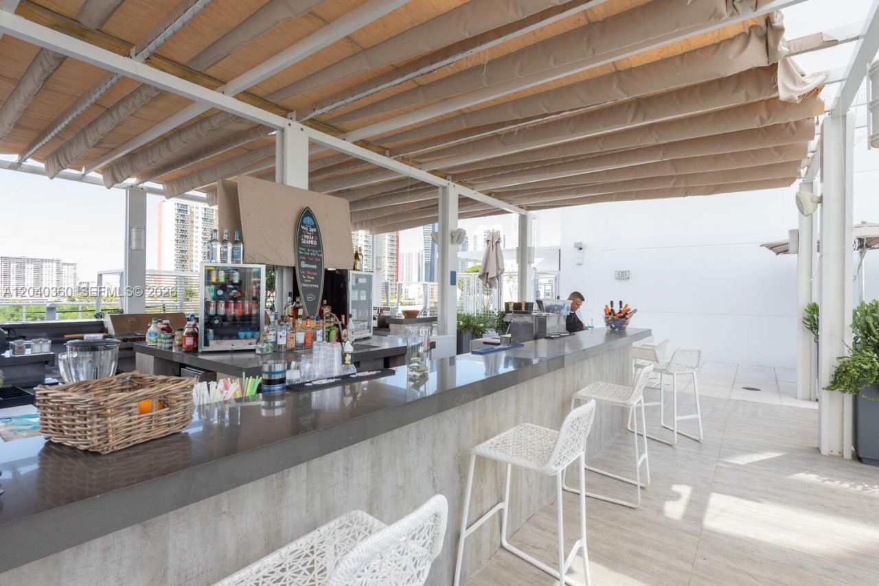 400 Sunny Isles Blvd , Unit 104, Sunny Isles Beach, FL 33160 Photo