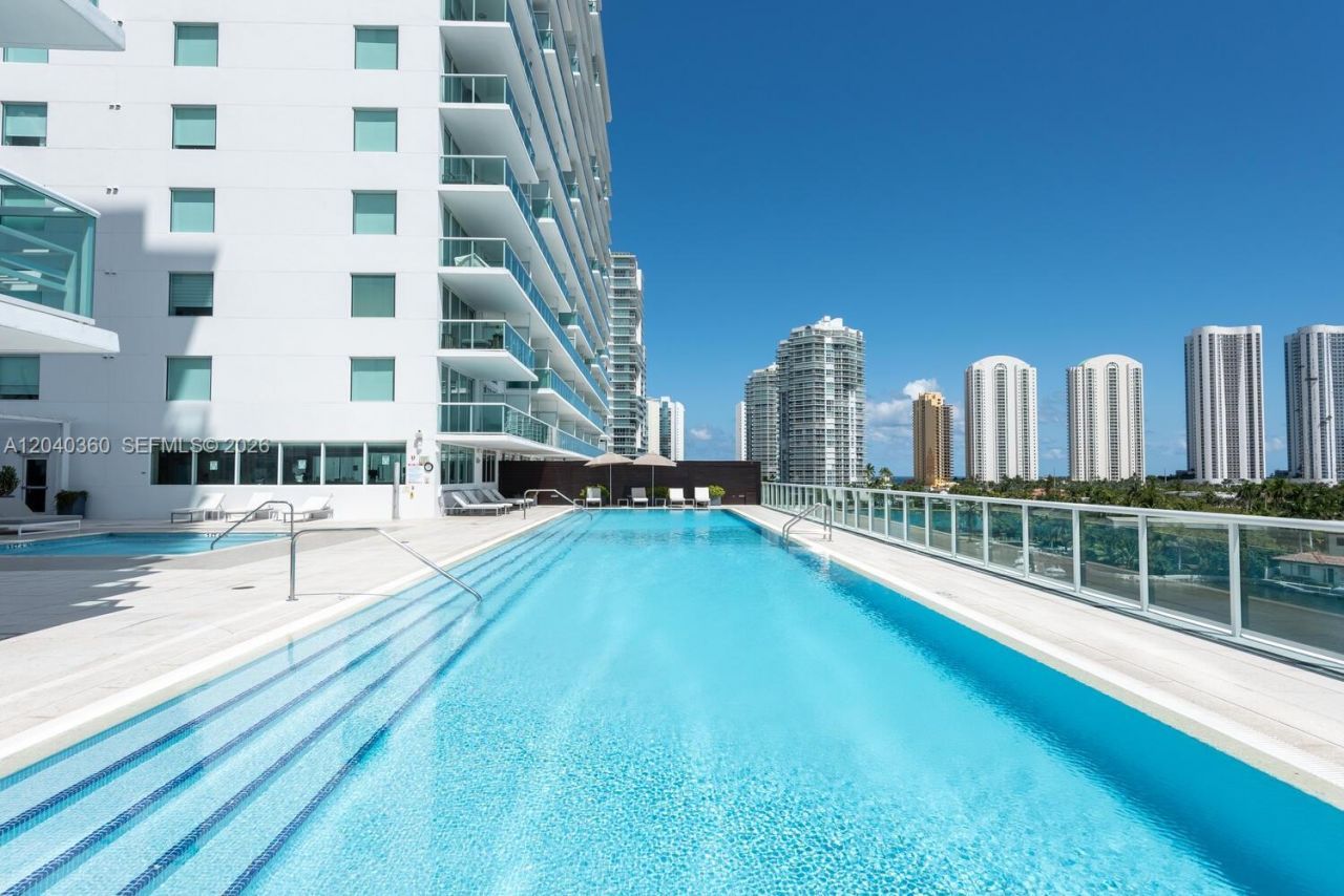 400 Sunny Isles Blvd , Unit 104, Sunny Isles Beach, FL 33160 Photo