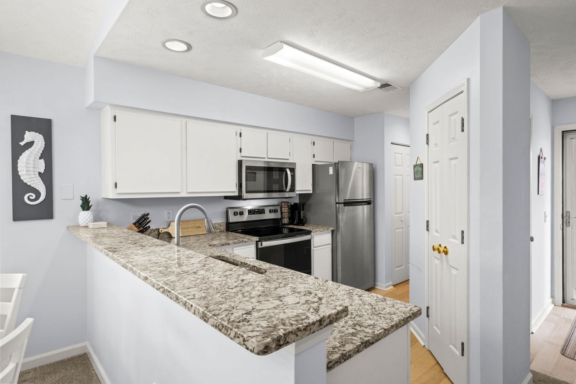 633 Waterway Village Blvd. Photo 10