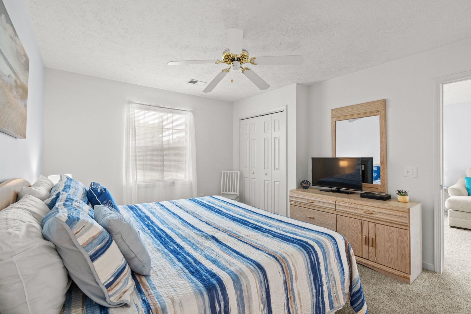 633 Waterway Village Blvd. Photo 24