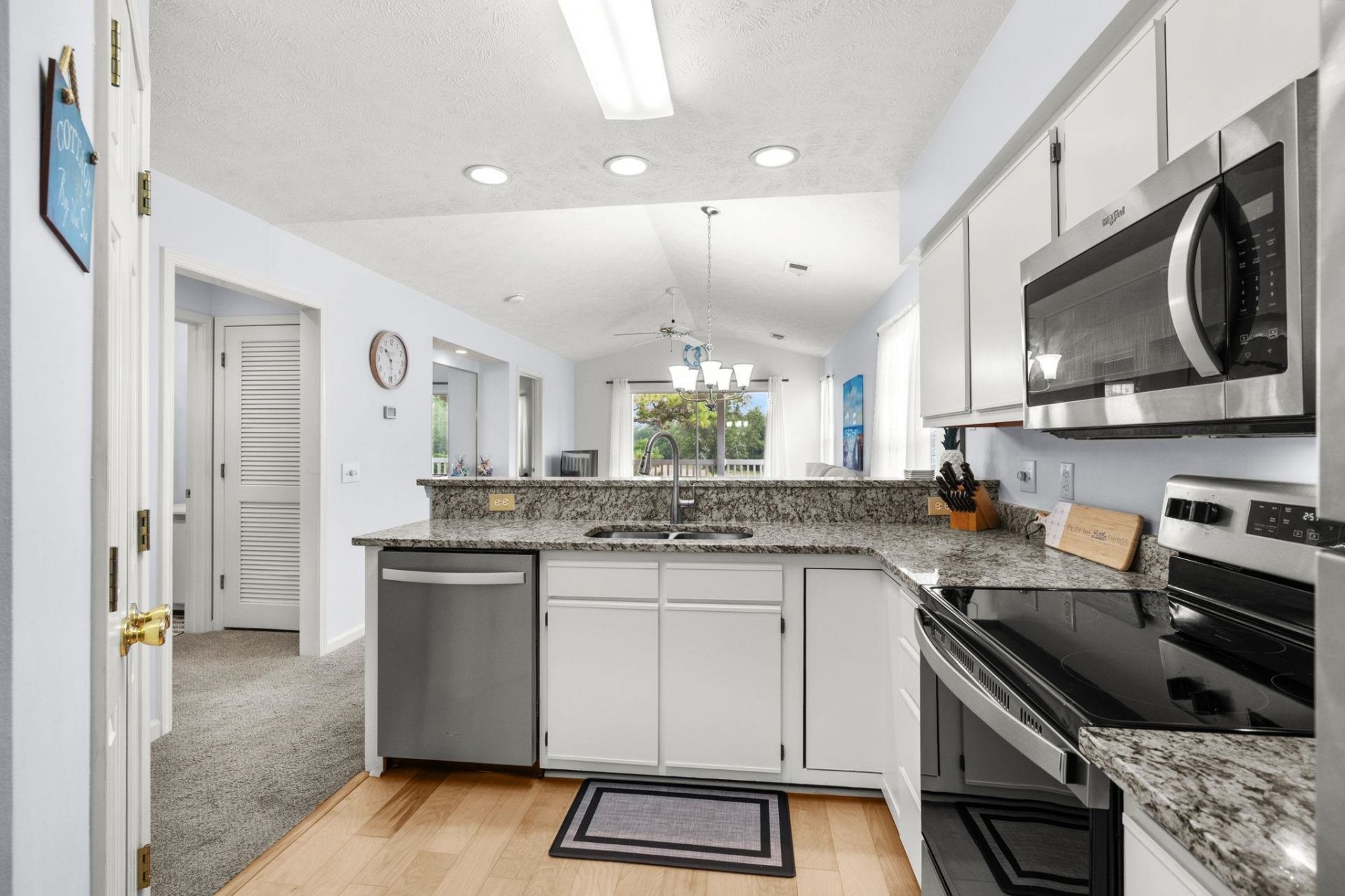633 Waterway Village Blvd. Photo 8