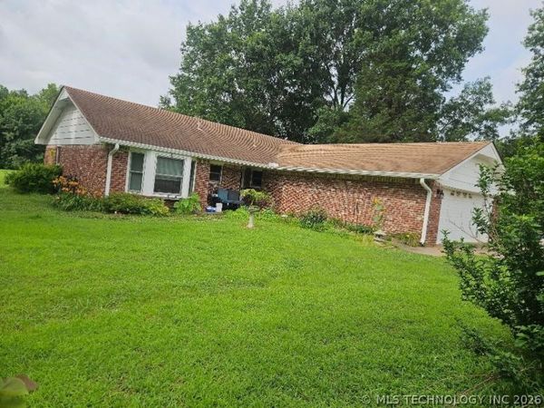 621 E 56th Street S, Muskogee, OK 74403