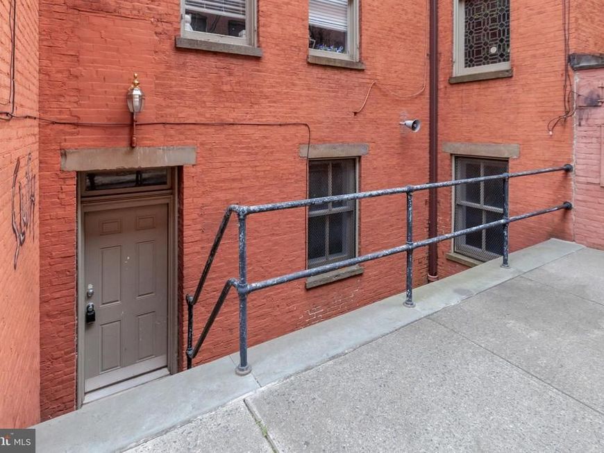 10 W Madison Street W, Unit 1, Baltimore, MD 21201 Main Photo