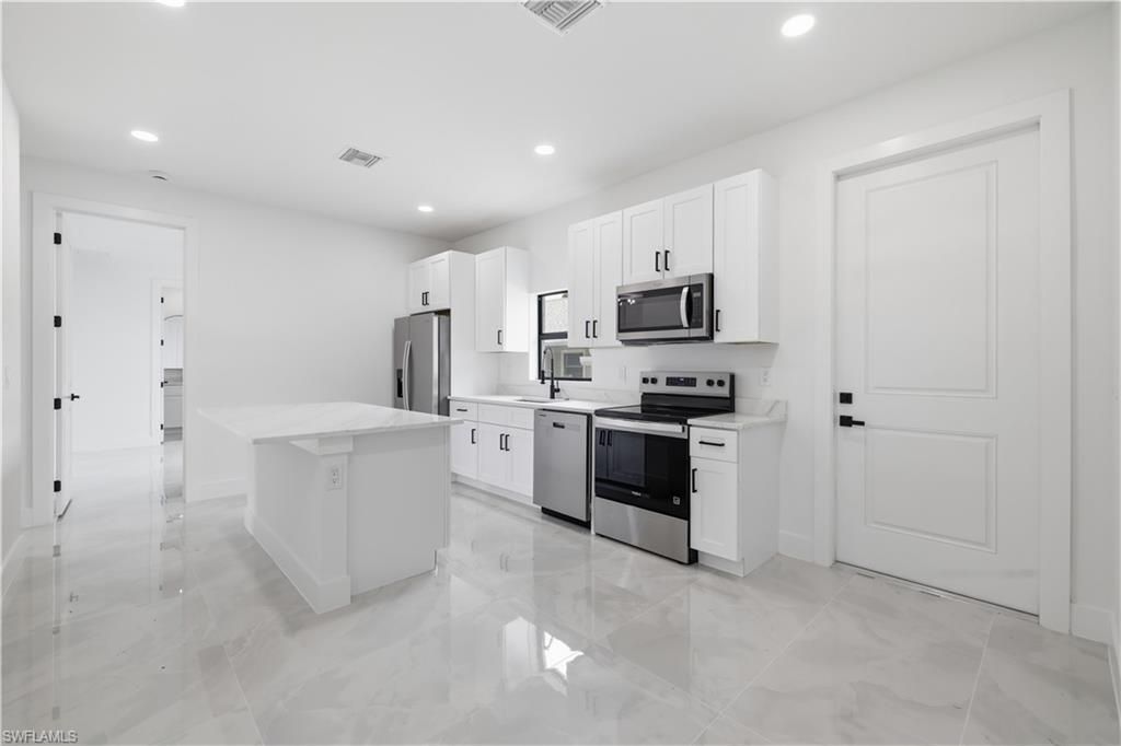 3811 Pearl St, Fort Myers, FL 33916 Photo