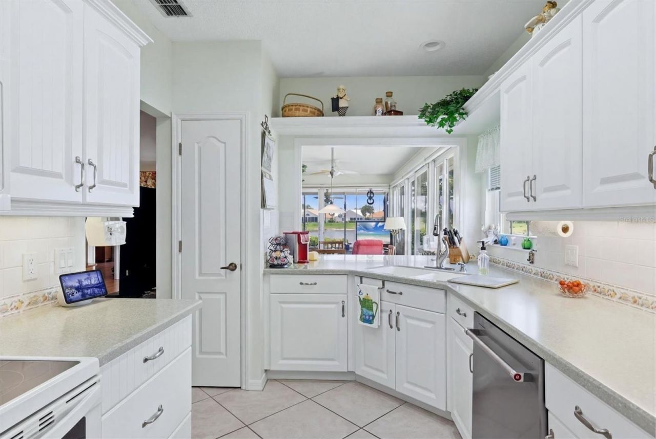 1703 Moon Drive, Venice, FL 34292 Photo